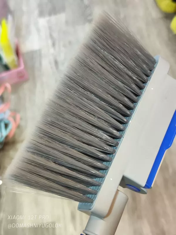 Многоразовый липкий валик-щетка 2 в 1