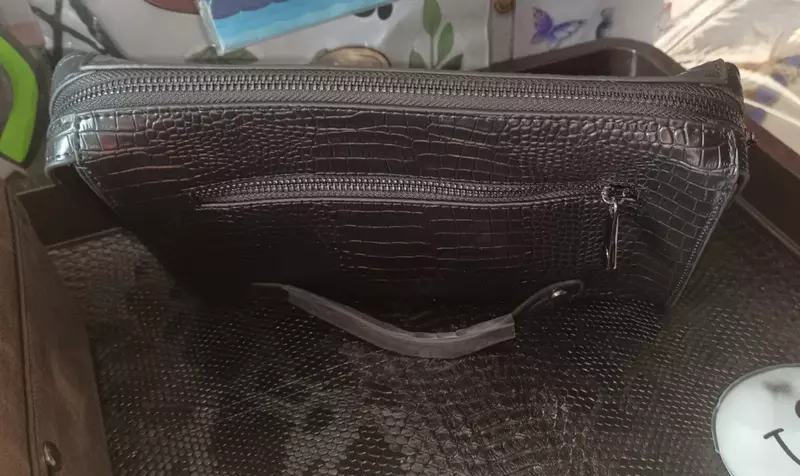 Барсетка мужская.