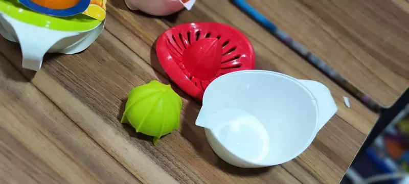 Механическая соковыжималка