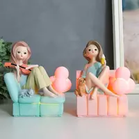 Сувенир полистоун свет Девчонка на диване с гитарой/пёсиком (микс 13х7 5х16 см)