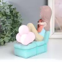   Сувенир полистоун свет Девчонка на диване с гитарой/пёсиком (микс 13х7 5х16 см)