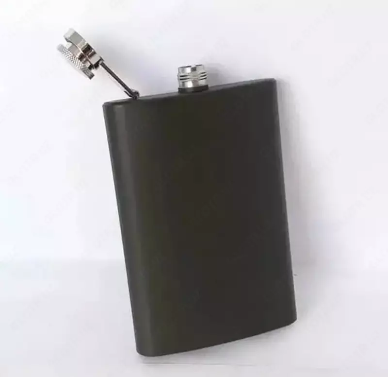 Компактный дорожный набор с флягой, 3 рюмки, складной нож в чехле  (Код-РТ-9А)