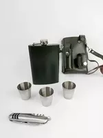 Компактный дорожный набор с флягой