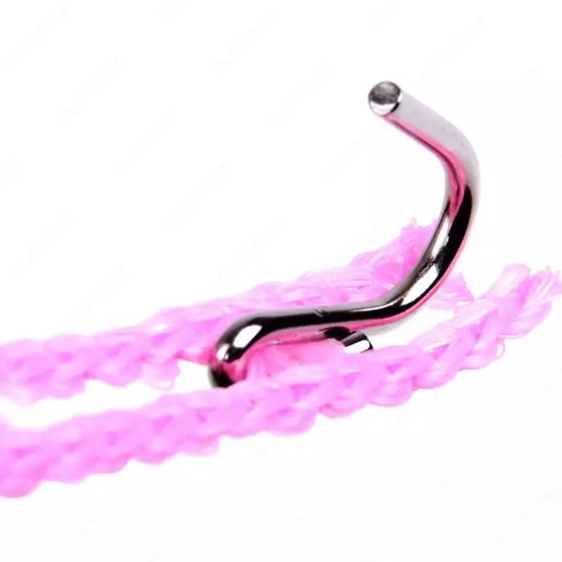 Нейлоновая бельевая веревка.