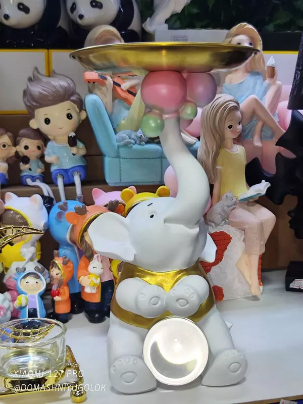 Ключница в форме радостного слоненка с шарами и с лампой - 210 000 сум