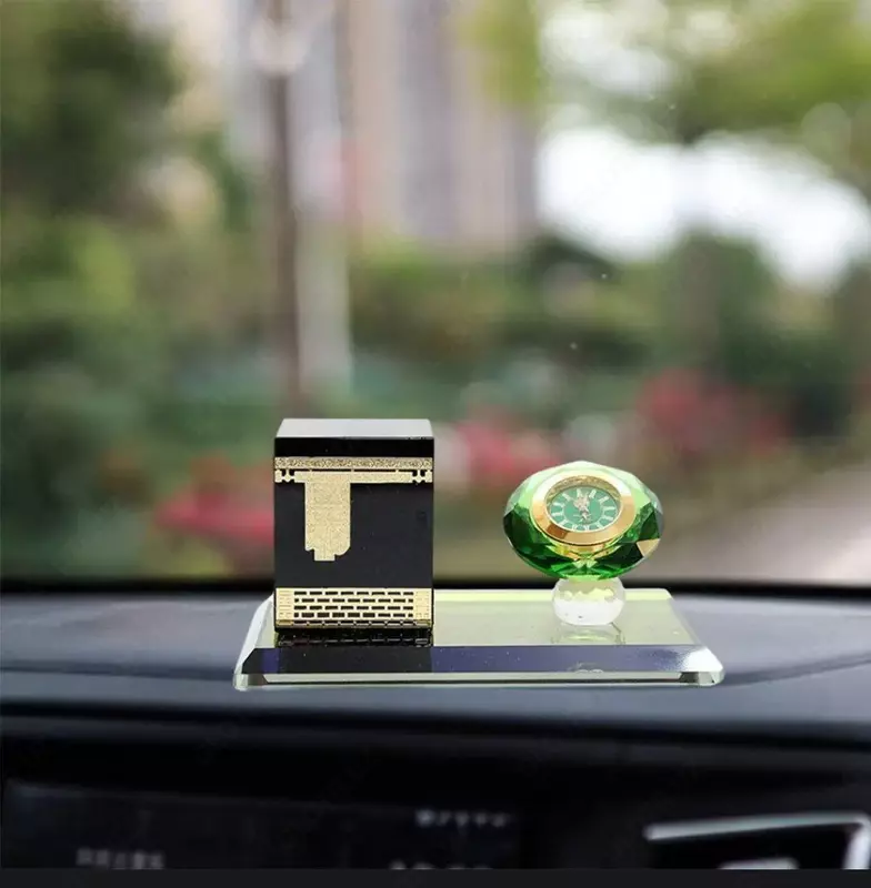 100 000 сум Сувенир "Кааба и часы"