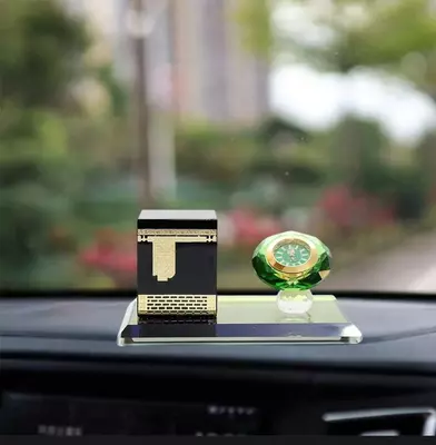 100 000 сум / шт. Сувенир "Кааба и часы"