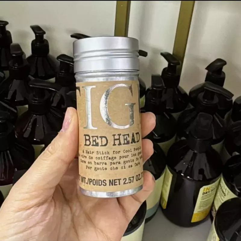   Восковые палочки Bed Head Wax Stick для укладки и питания волос.