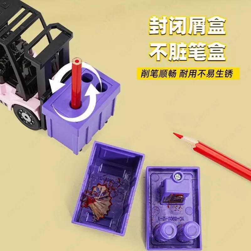 Красочная настольная лампа с имитацией вилочного погрузчика.