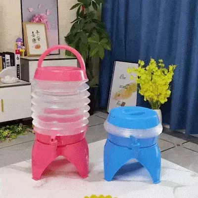 Пластиковая портативная канистра с краном - ЯТТ "Домашний Уголок"