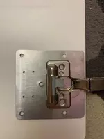 Пластина для ремонта петель боковой панели шкафа (маленькие) - 25 000 so'm