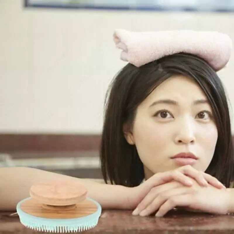 Силиконовая щетка для душа с двойной насадкой - 65 000 сум