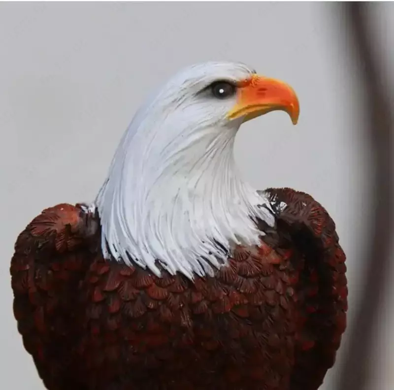 Уличный светильник - садовая фигурка Орёл.