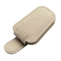 Автомобильный магнитный держатель для солнцезащитных очков - 45 000 сум