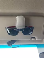 Держатель для очков c магнитным зажимом 50 000 сум - ЯТТ "Домашний Уголок"