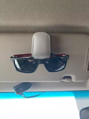 Держатель для очков c магнитным зажимом