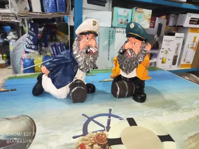 Декоративна поставка для вина