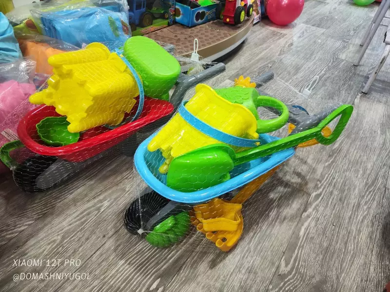 И﻿грушка "Песочный набор"