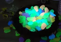 Светящиеся люминесцентные камни для декора (20 шт.)