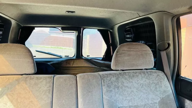 Матерчатые шторки для автомобиля (47-53см.)