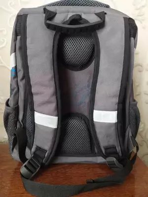 Школьный ранец-рюкзак с двумя отделениями