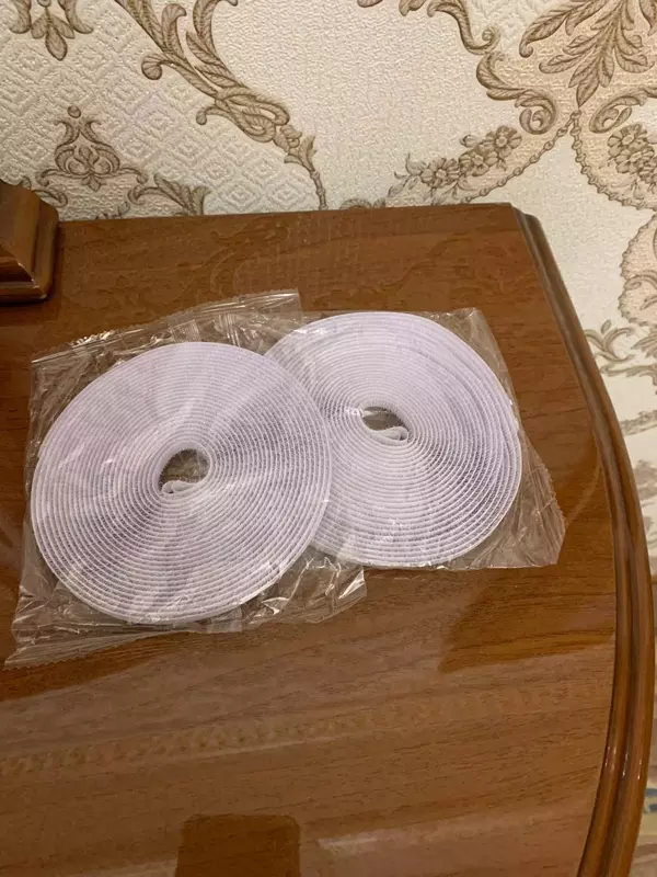 Лента-липучка для крепления москитных сеток