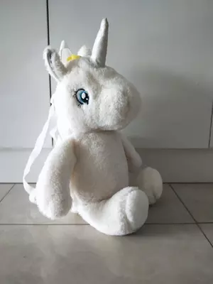 Детский рюкзачок в виде плюшевой игрушки единорога