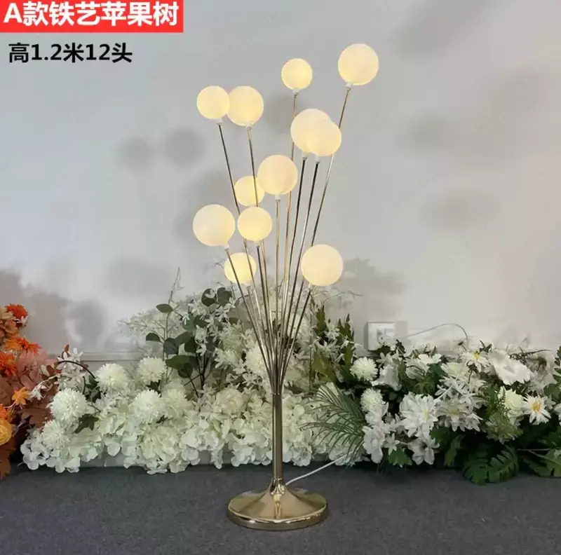   Напольный светильник Apple Tree в форме яблони