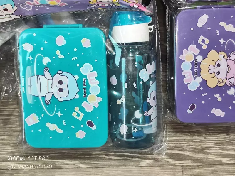 Детский ланч-бокс со столовыми приборами и бутылкой