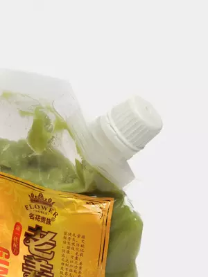 Имбирная термо-маска от Old Ginger для волос (1000мл.) Имбирная термо-маска от Old Ginger для волос (1000мл.)