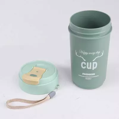 90 000 сум / шт. Набор из пластикового ланч-бокса Senza Square с ложкой и бутылки для воды