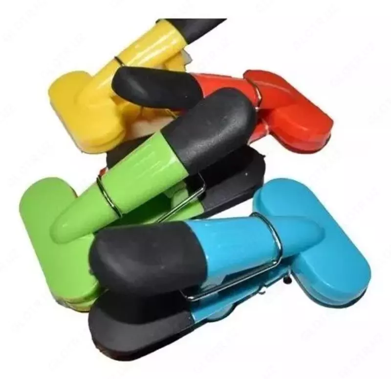 Набор из разноцветных магнитных зажимов (4 шт.)