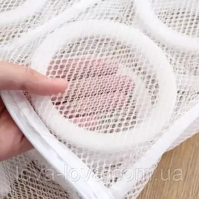 50 000 сум / шт. Мешок-сумка для стирки спортивной обуви и одежды из деликатной ткани