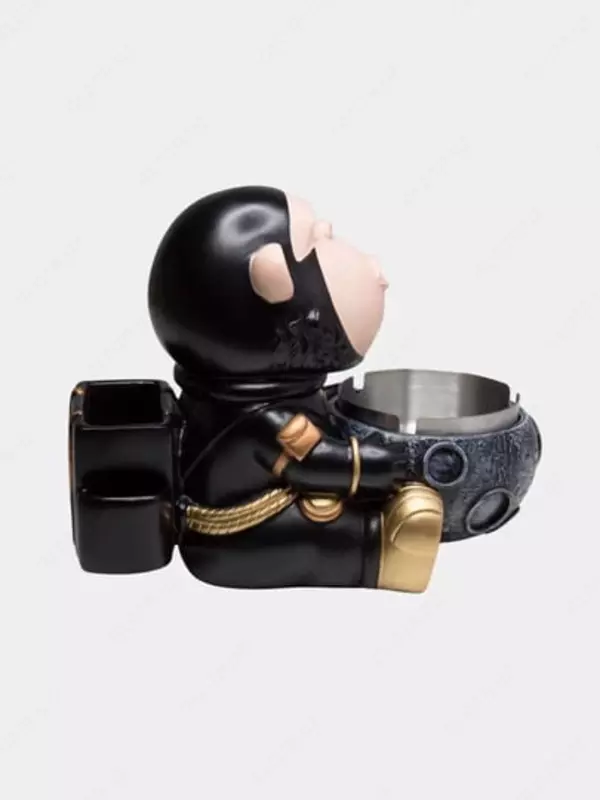 Пепельница - обезьянака-космонавт