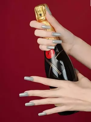 Инновационное гелевое покрытие - наклейки для гель-лака  - 100 000 сум / шт.