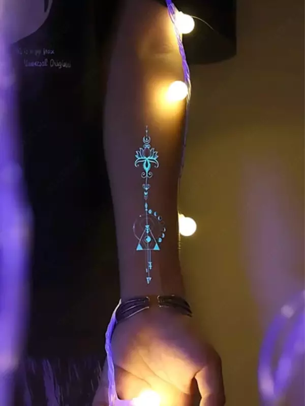 Набор светящихся татуировок