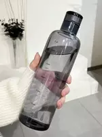 100 000 сум Стеклянная глянцевая бутылка для воды (500 мл)