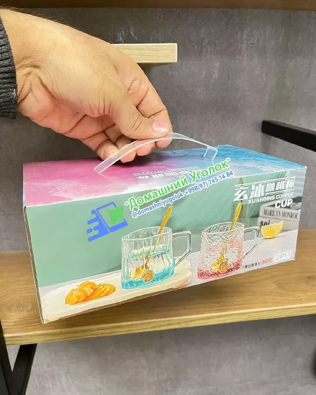 80 000 so'm Набор из 2-х цветных стеклянных кружек с ложечками.