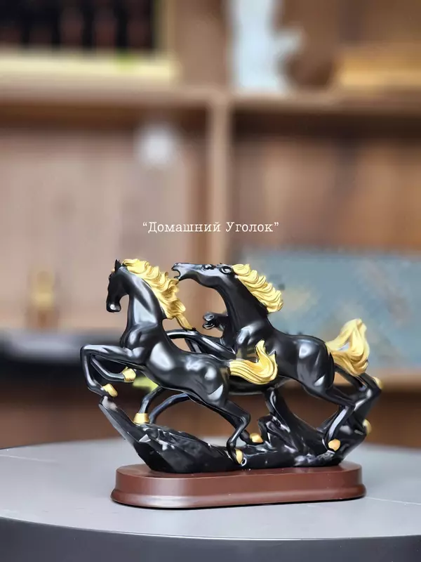 300 000 сум Статуэтка «Скачущие дикие лошади» (30×23/20*18 см)