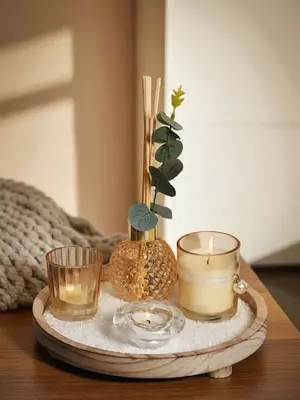 Подарочный набор с ароматическими свечами и диффузором «Белый жасмин»