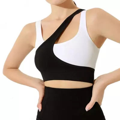 Ustiga kayışlar bilan