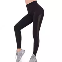 Yon taraflari teshikchali legginslar