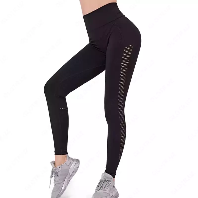 Yon taraflari teshikchali legginslar