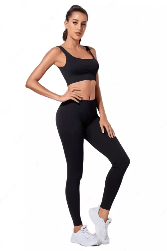 Костюм-двойка в полоску