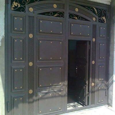 Металлические ворота (темно-серые)