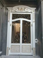 Dazmolli temir eshiklar (oq) - 180 000 so'mdan