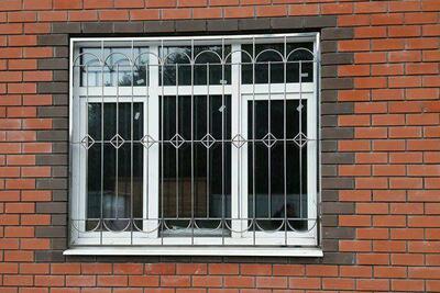 Derazalardagi soxta panjaralar