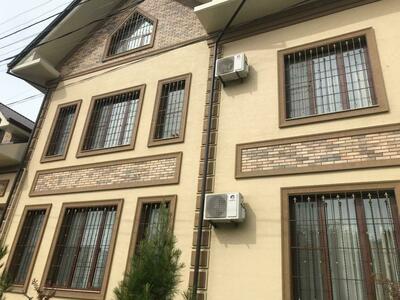 Цена по запросу Кованные решетки на окна серые