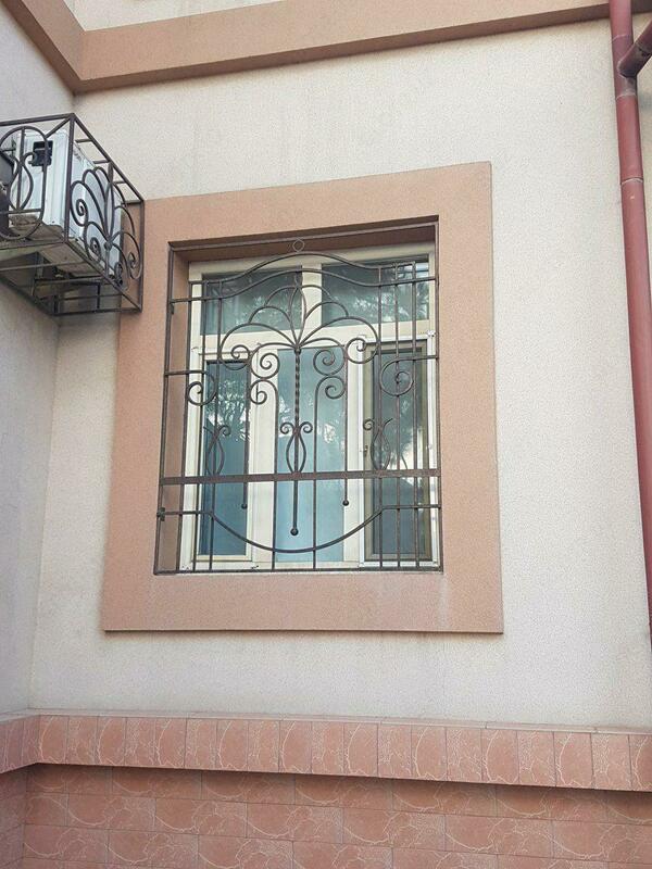 Кованные решетки на окна с узором