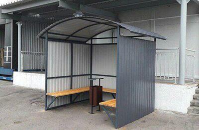 Uy uchun temirdan yasalgan buyumlar (ayvon)